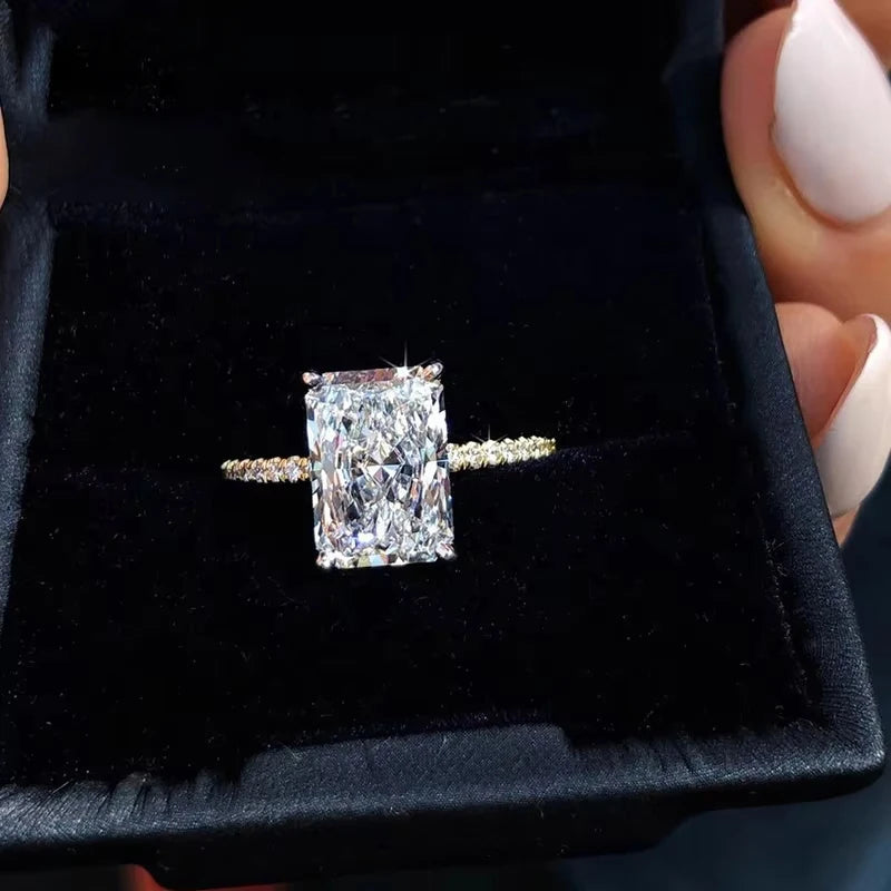 Oval Radiant Moissanite Ring