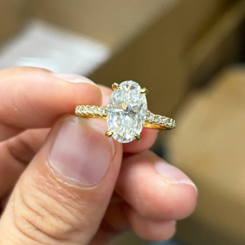 Radiant Cut Moissanite Ring