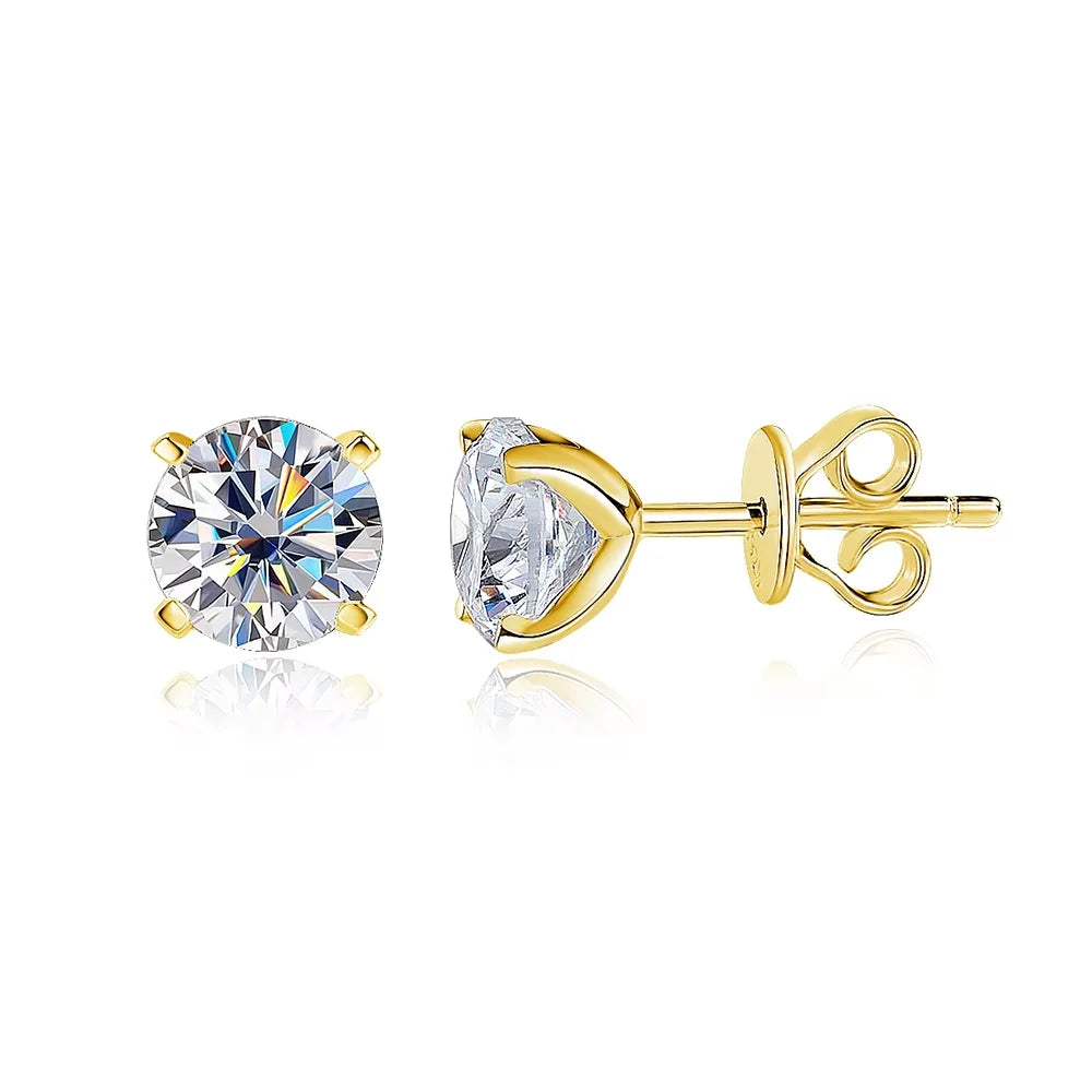 Four-Claw Moissanite Stud Earrings