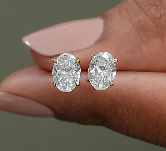 Oval Cut Moissanite Stud Earrings