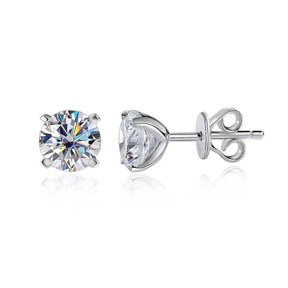 Four-Claw Moissanite Stud Earrings